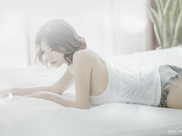 Ảnh em mâu ruột