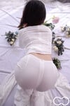 Em mẫu ruột nude cùng bộ trang phục áo dài