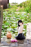 Em mẫu ruột nude cùng bộ trang phục áo dài