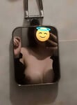 Sáng đi học tối về làm bồn chứa cho anh trai
