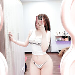 Hồ Kim Liên 1998