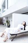 Album: Sự Quyến Rũ Quý Phái Với Chiếc Đầm Trắng Tinh Khiết