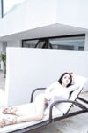 Album: Sự Quyến Rũ Quý Phái Với Chiếc Đầm Trắng Tinh Khiết