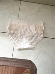 lọt khe của chị gái 2k7