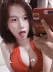 Lột đồ con đĩ Yến Linh vú siu to trên fb (có link ở mô tả)
