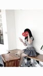 Em gái nghe lời