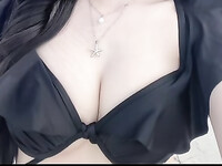 Mấy em gái xinh vô to mông to