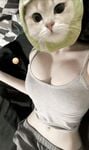 Kim đâm vào thịt thì đau Thịt đâm vào thịt nhớ nhau cả đời<3