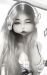 Định mời anh đi ăn tối Nhưng sợ anh làm đầu gối em thâm:))