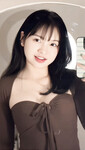 Đĩ N.ZaHan mặt ngây thơ zú bự