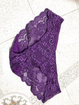 Ngửi mùi hương thơm quần lót