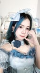 Mèo simmy bận đồ ngon quá