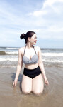 Idol nào đây bận đồ sex quá