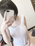 Khoe hàng làm em thích, nhưng em lại không muốn ai biết em t