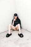 Em teen xinh dâm đãng thích cảm giác show hàng nơi công cộng