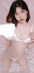 Bé teen xinh đẹp tạp dáng chụp ảnh