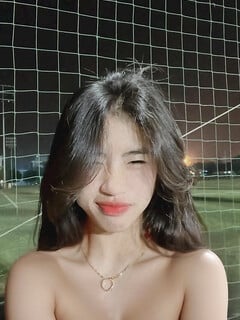 Lột Đồ AI Cầu Thủ Nữ Việt Nam
